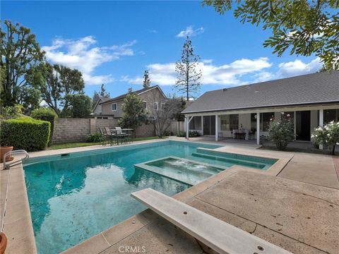 Photo of 8390 Faust Ave, West Hills, CA 91304 (MLS # SR26054022)