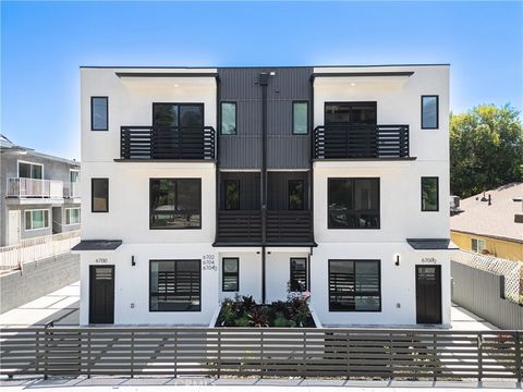 Photo of 6704 Kester Avenue, Van Nuys, CA 91405 (MLS # MB25158511) Photo of 6704 Kester Avenue, Van Nuys, CA 91405 (MLS # MB25158511)