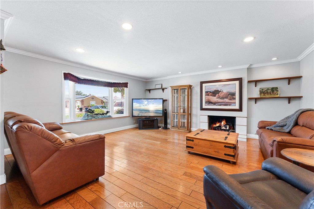 15762 Plymouth Lane