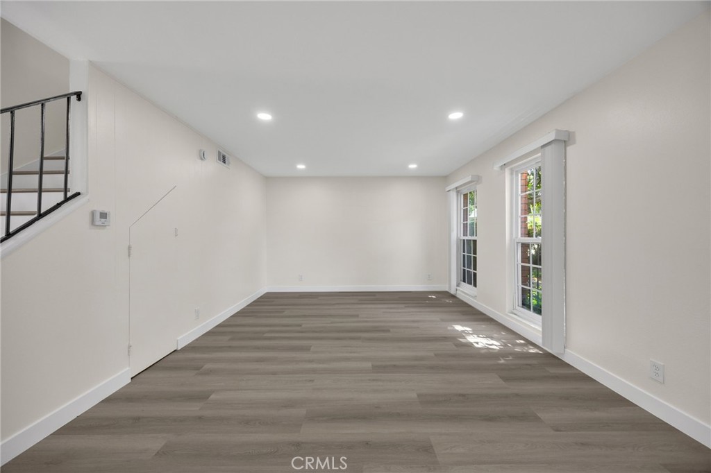 1800 Gramercy Avenue W 21