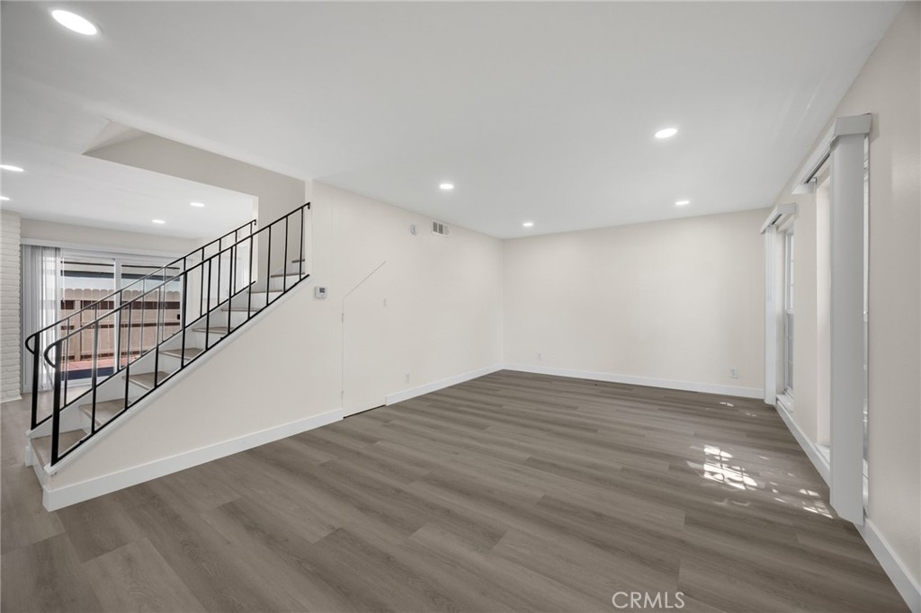 1800 Gramercy Avenue W 21