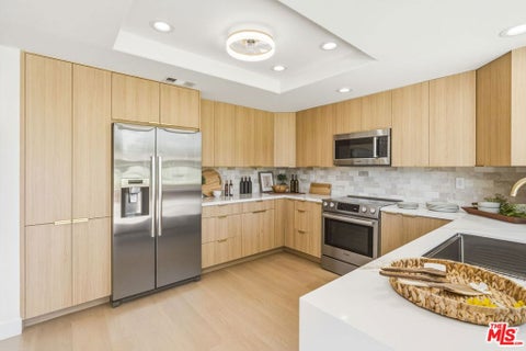 Tiny photo for 320 S Sierra Madre, Palm Desert, CA 92260 (MLS # 26986937)