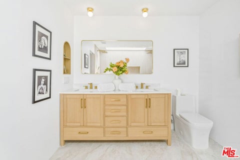 Tiny photo for 320 S Sierra Madre, Palm Desert, CA 92260 (MLS # 26986937)
