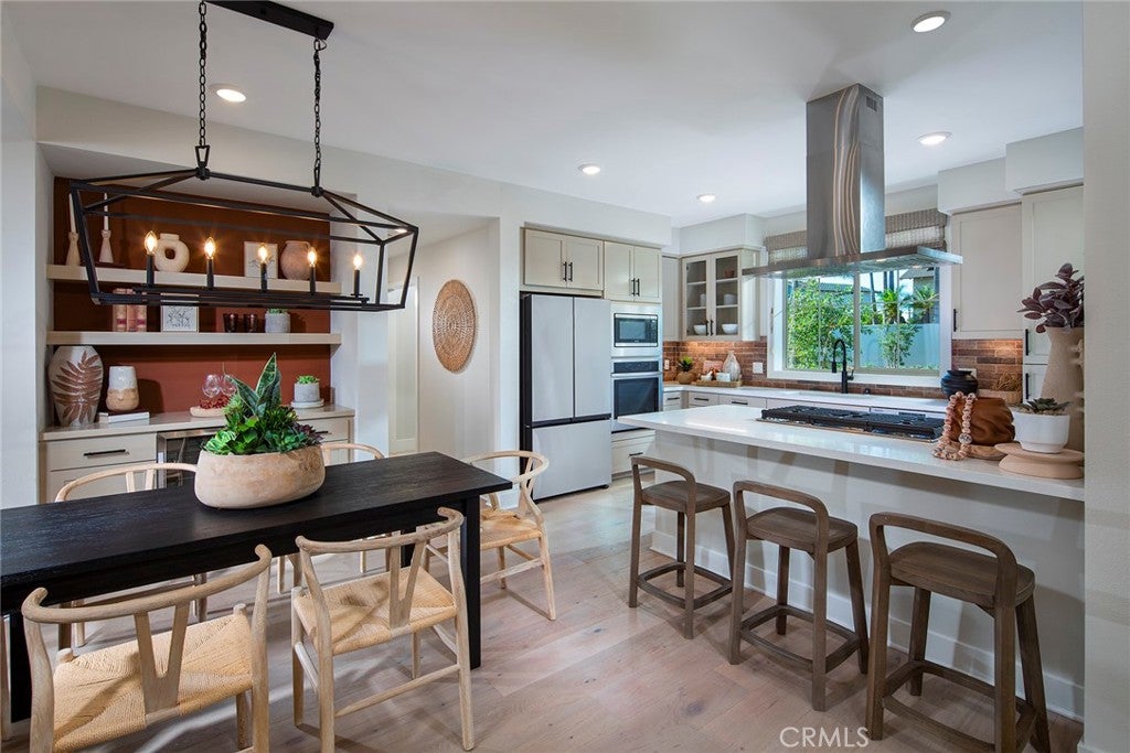 9001 Cerise Lane 103