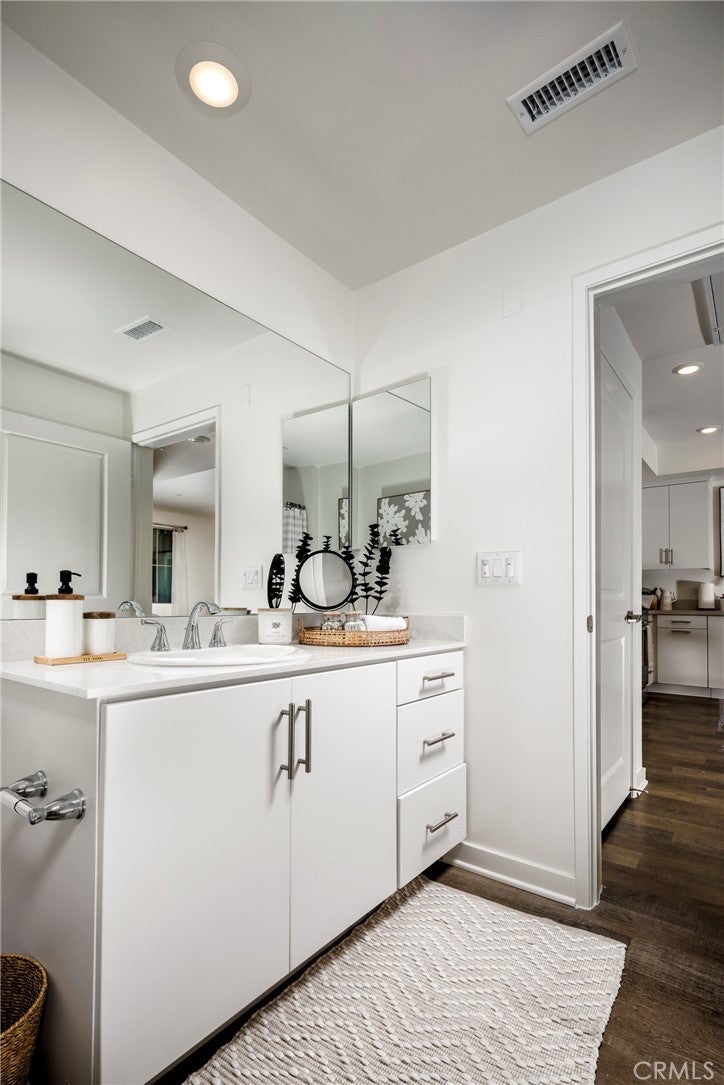9001 Cerise Lane 103