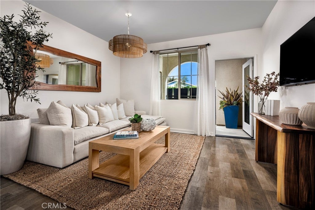 9001 Cerise Lane 103