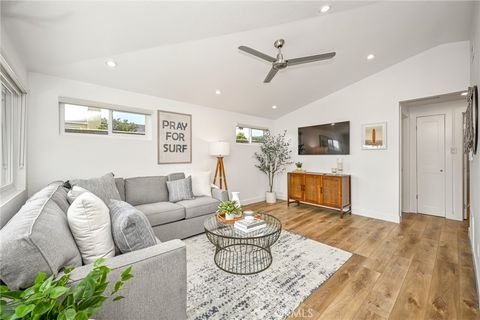 205 42nd Street Newport Beach CA 92663