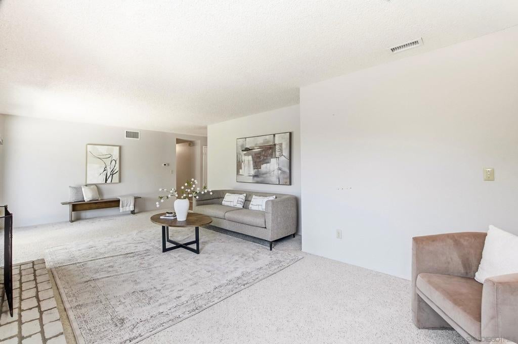 8817 Annandale