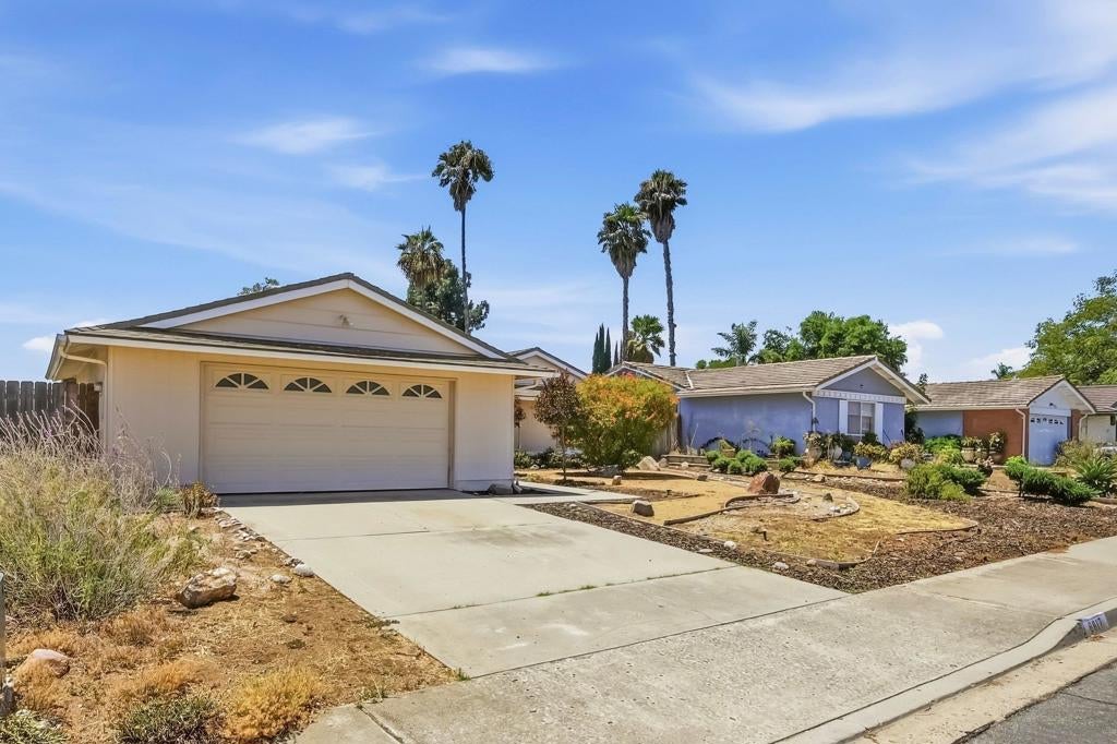 8817 Annandale