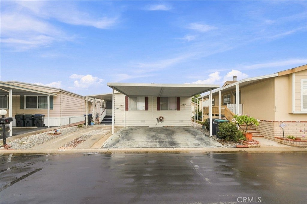 1065 Lomita Boulevard 281