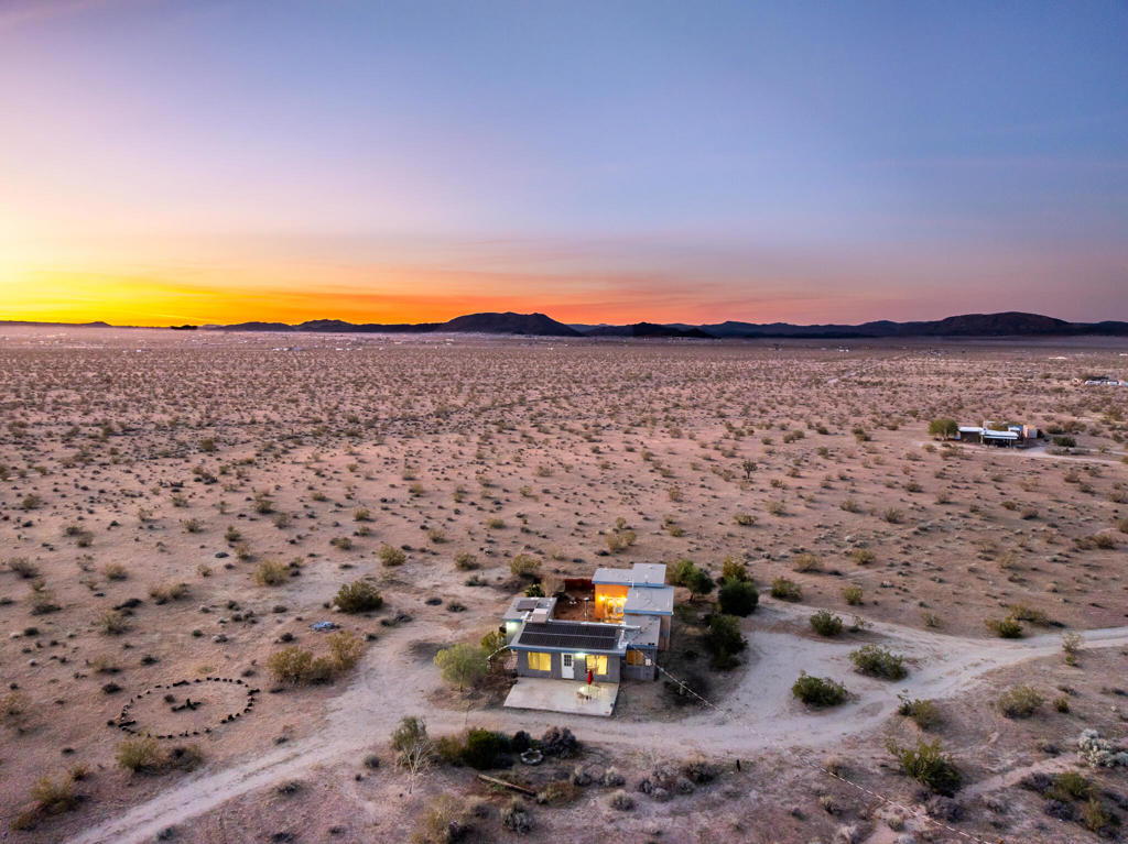 1120 Shangri La Lane