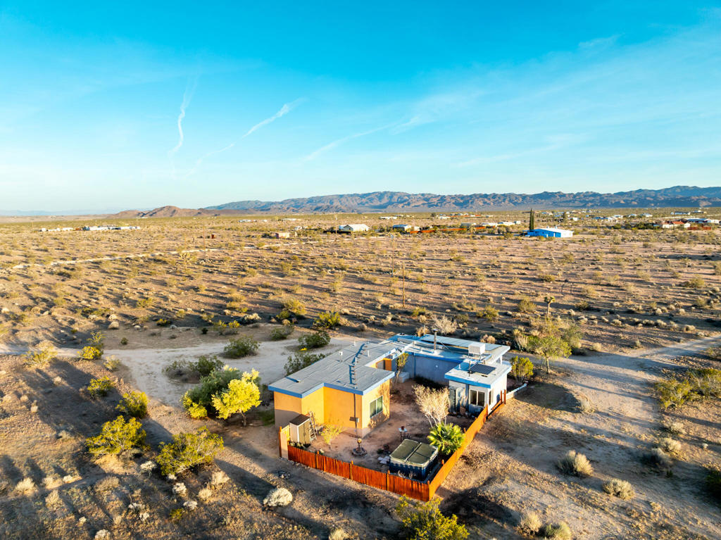 1120 Shangri La Lane