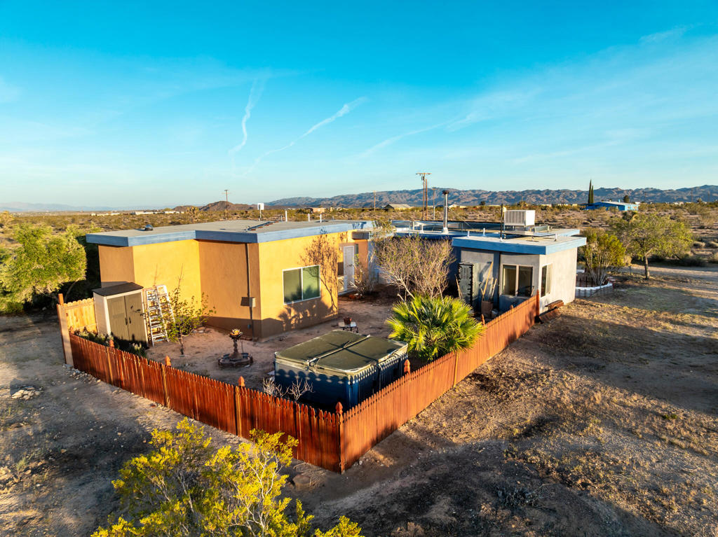 1120 Shangri La Lane