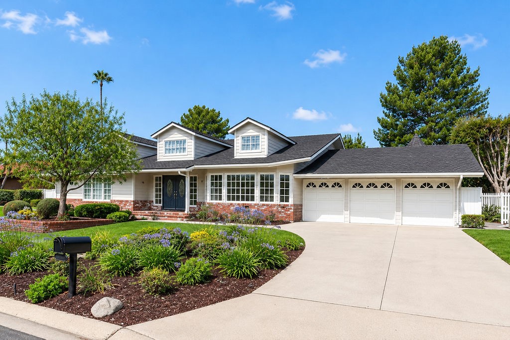 9761 Eastwood