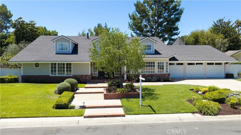 9761 Eastwood