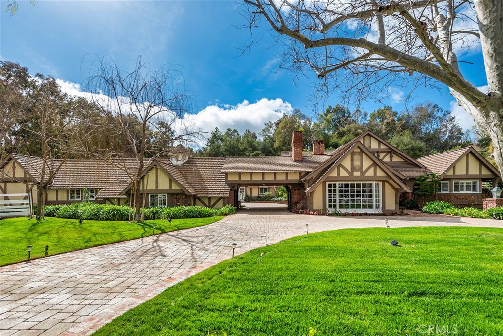 24308 BRIDLE TRAIL Road