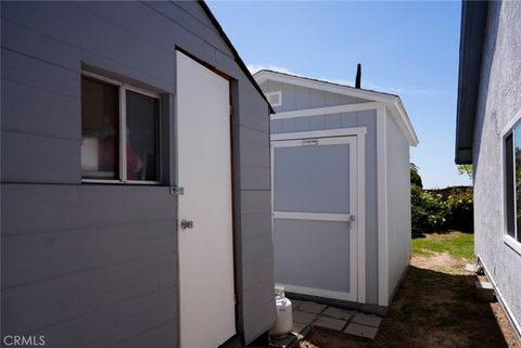 Tiny photo for 28015 Tupelo Ridge Dr, Valencia, CA 91354 (MLS # SR26083865)