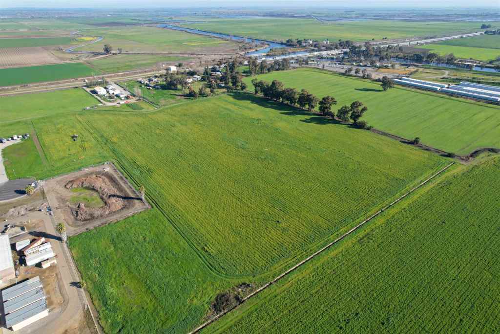 0 Learning Tree Lane