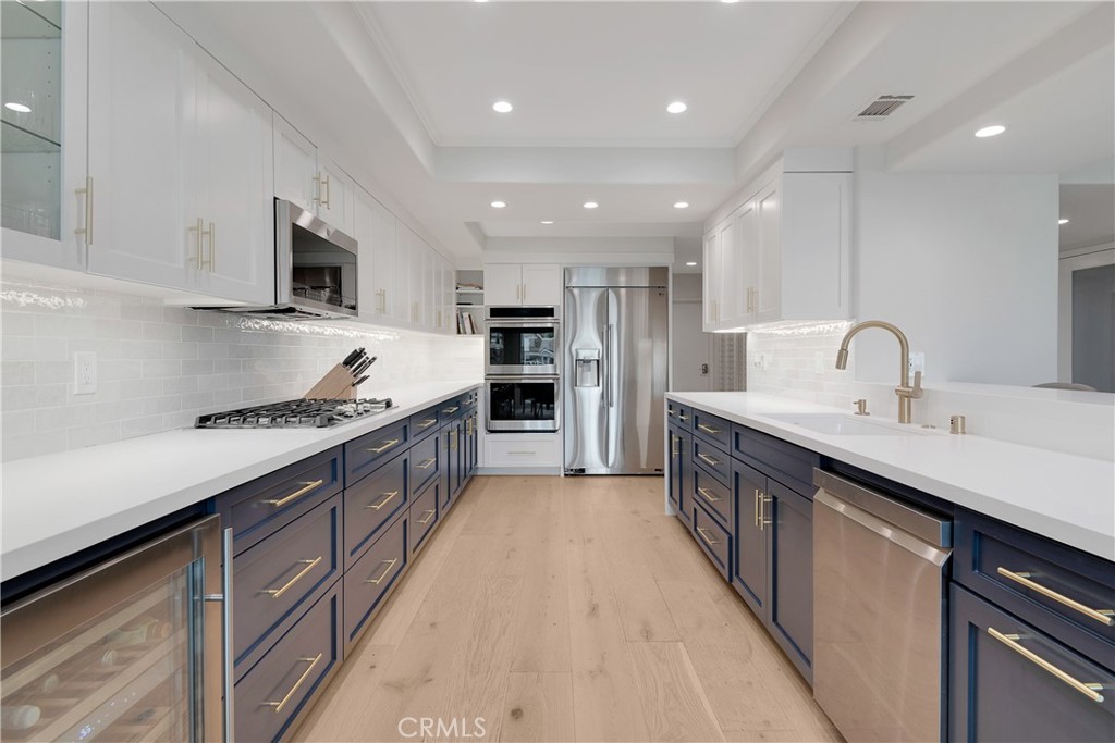 2406 Windward Circle