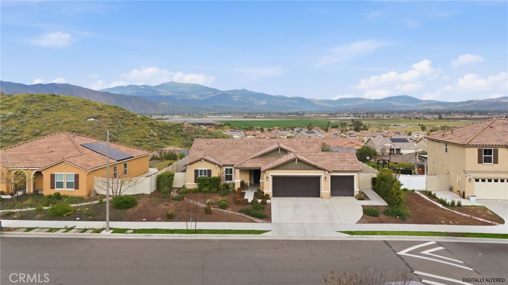 695 Qeweewish Avenue