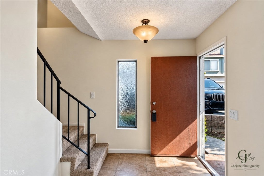 1020 Golden Springs A