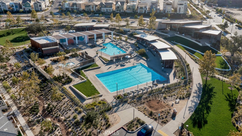 Peak (PEAK5P) - Residential Lease