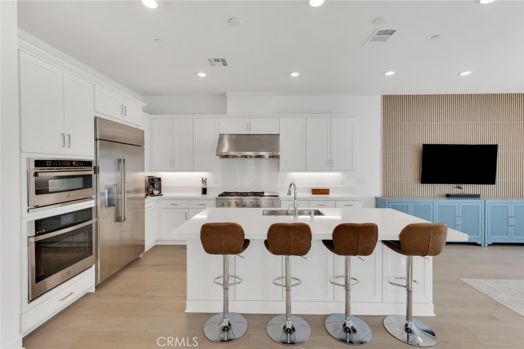 Peak (PEAK5P) - Residential Lease