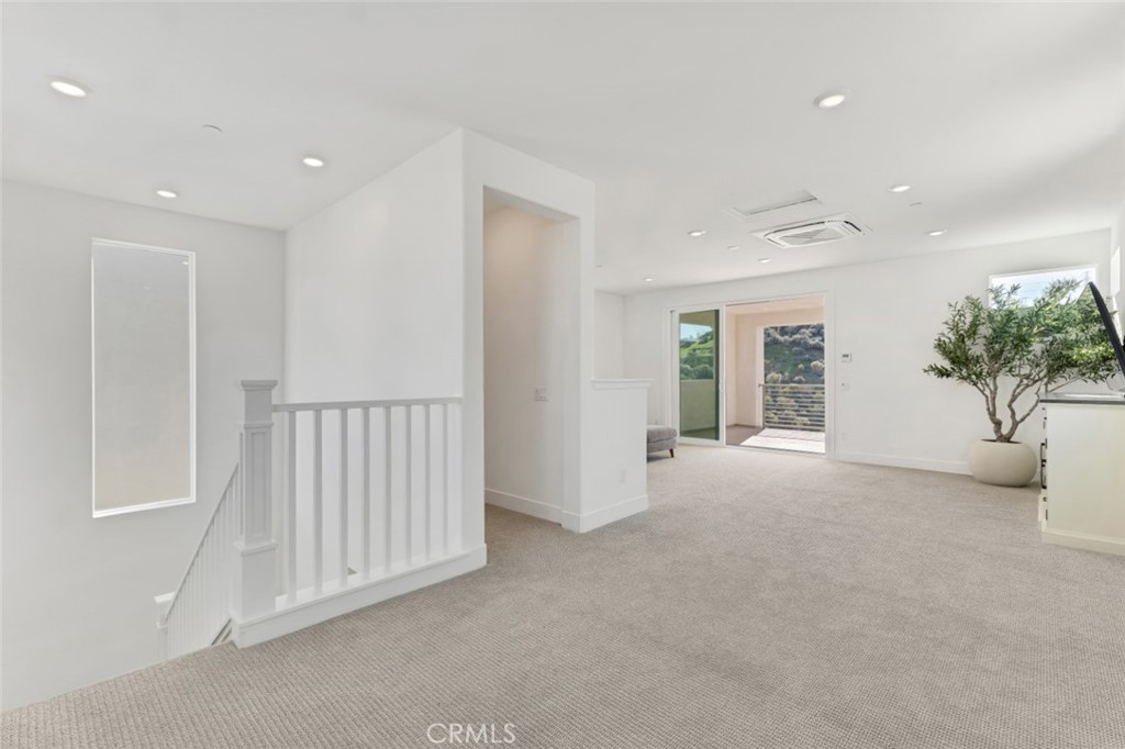 Peak (PEAK5P) - Residential Lease