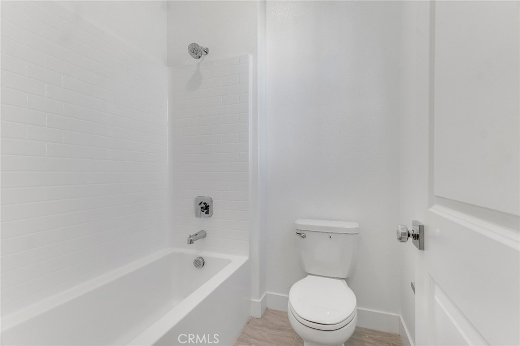 Peak (PEAK5P) - Residential Lease