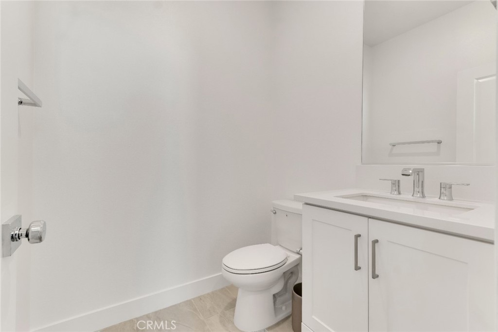 Peak (PEAK5P) - Residential Lease