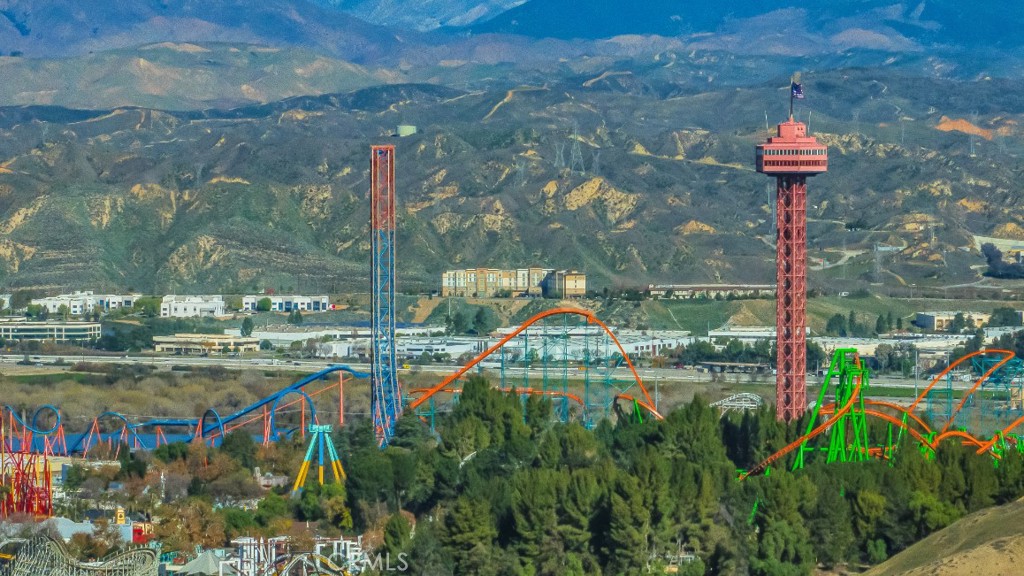 Peak (PEAK5P) - Residential Lease