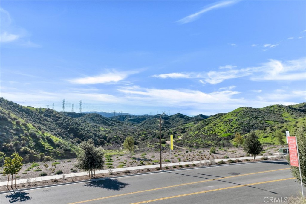 Peak (PEAK5P) - Residential Lease