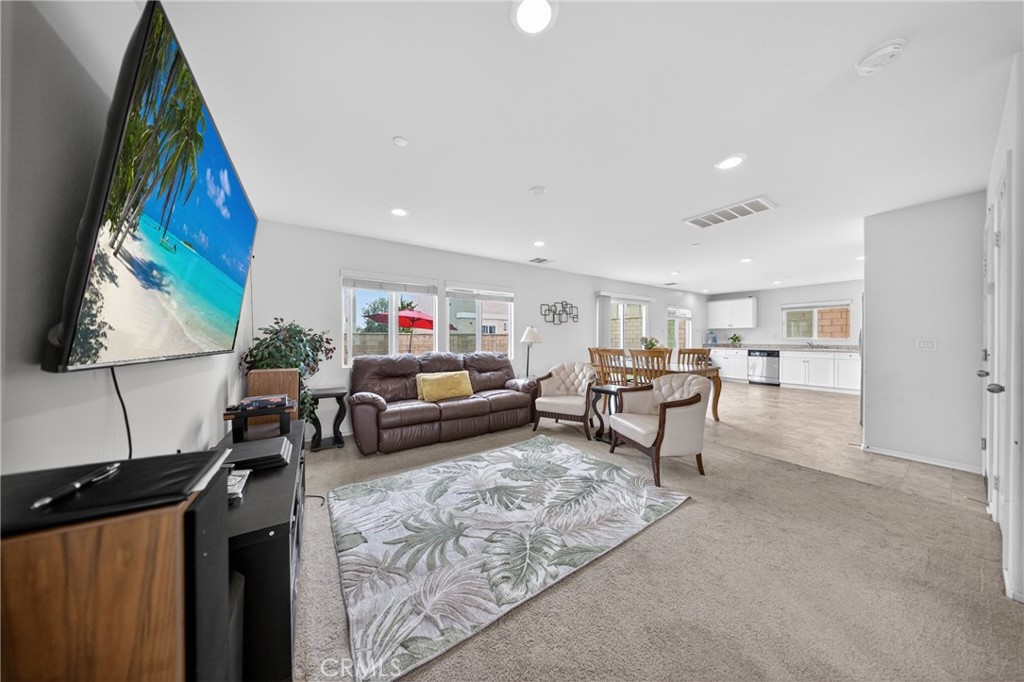 7360 Flagstone