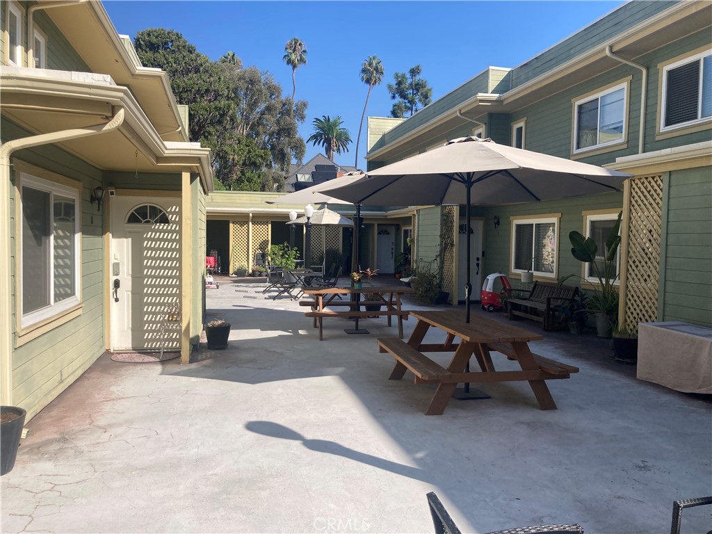 809 N Spurgeon 5