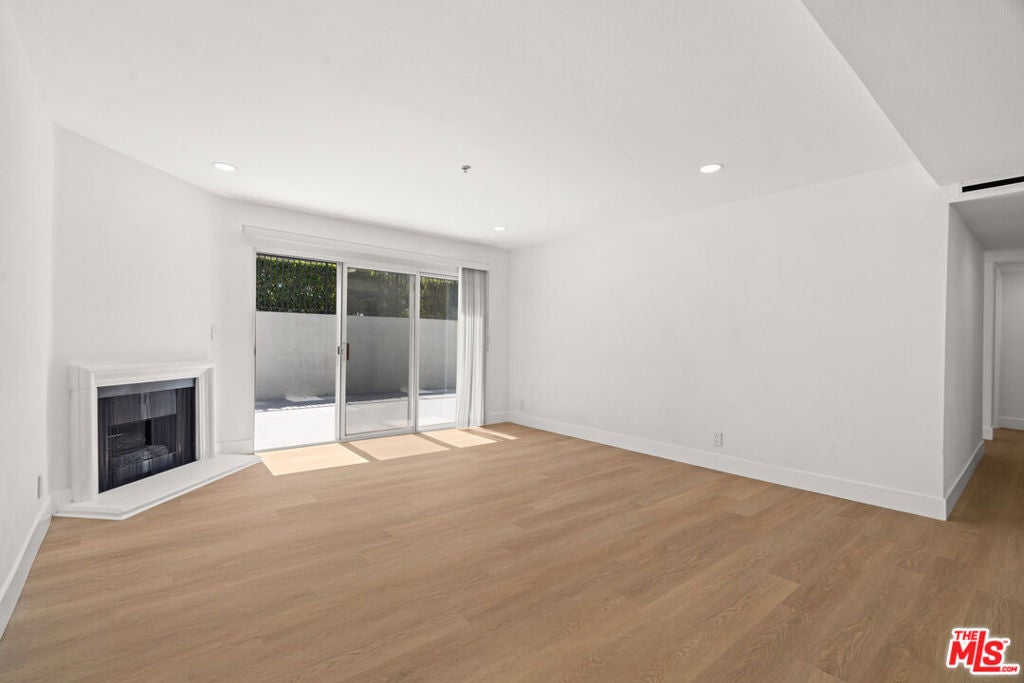Photo of 16100 W Sunset Boulevard #109, Pacific Palisades, CA 90272 (MLS # 26996771)