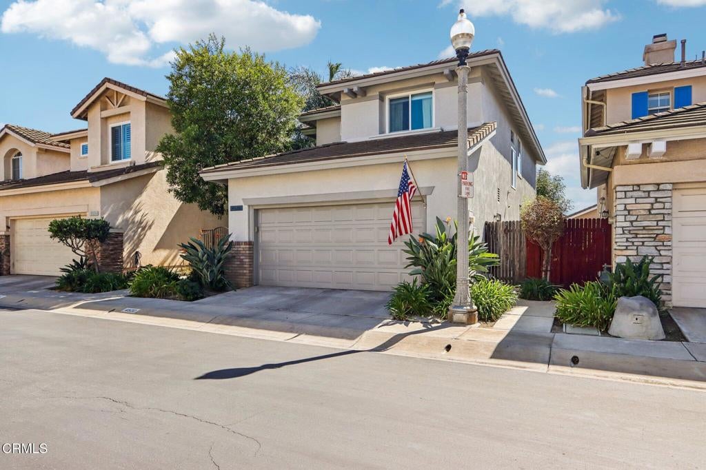 4520 Los Damascos Place
