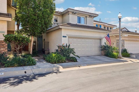 Photo of 4520 Los Damascos Place, Camarillo, CA 93012 (MLS # V1-38609)