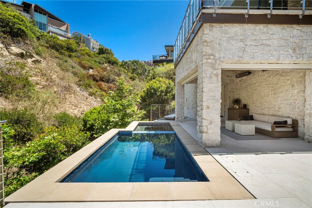 Upper Diamond (UD) - Residential