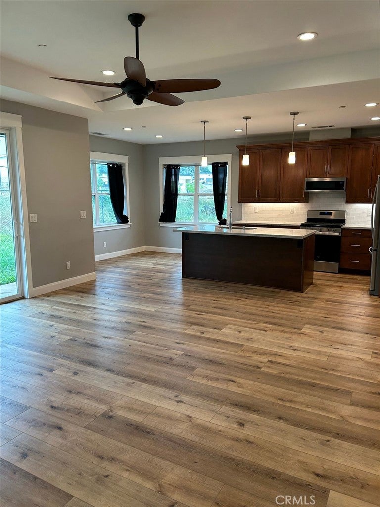 1457 Leafy Lane