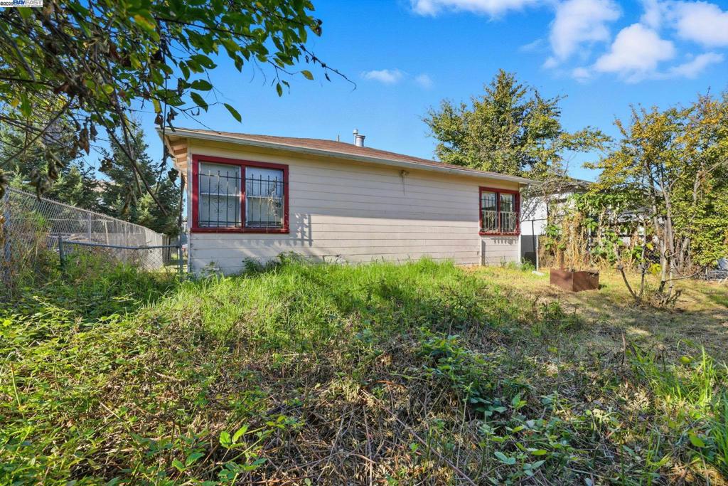 ELMHURST - Residential