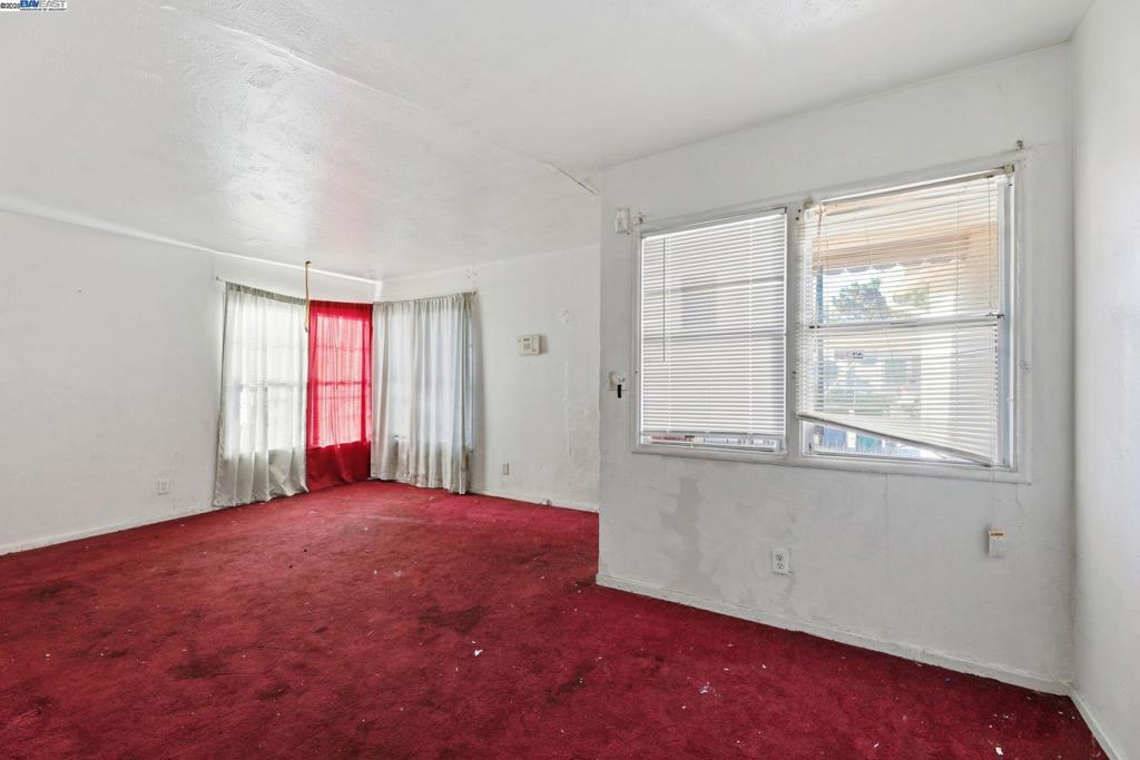 ELMHURST - Residential