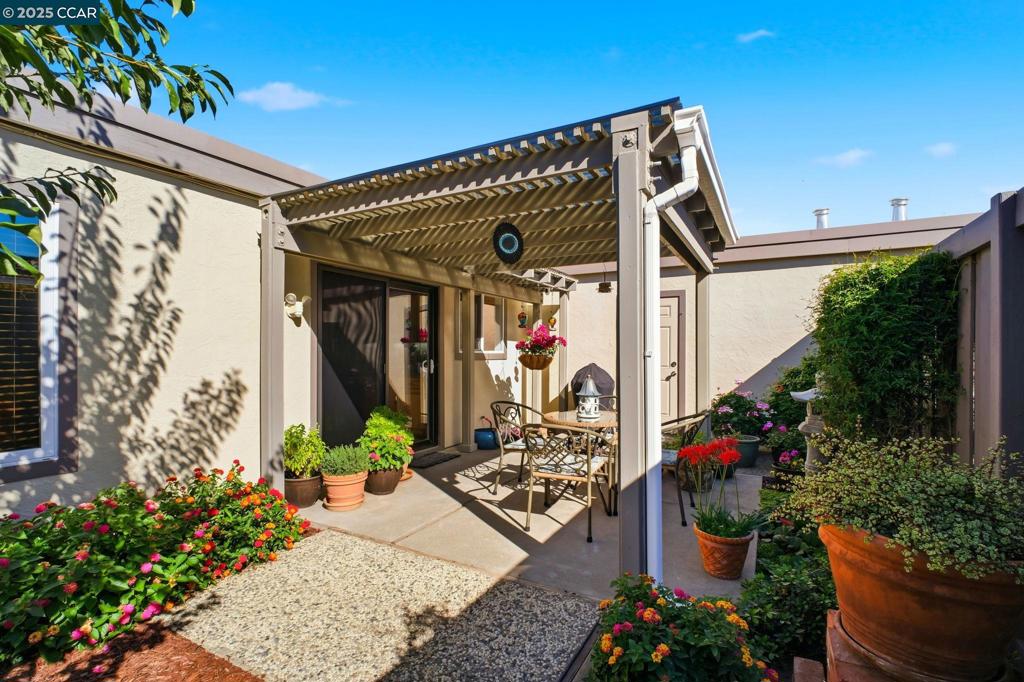 PARK VILLAS - Residential