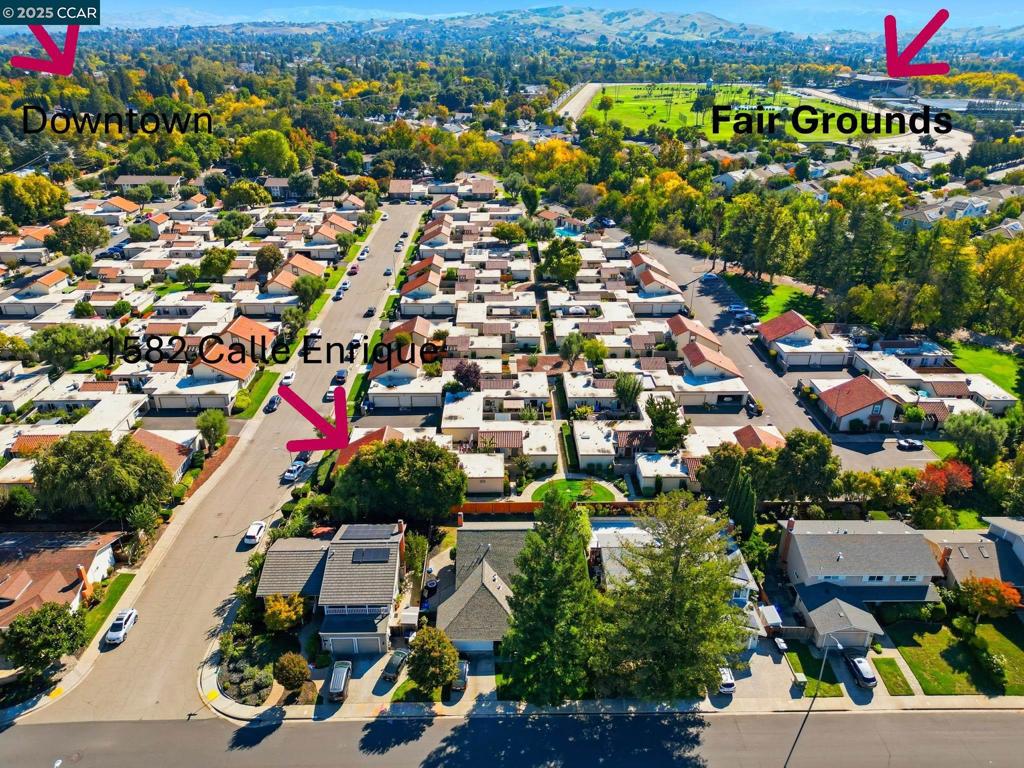 PARK VILLAS - Residential