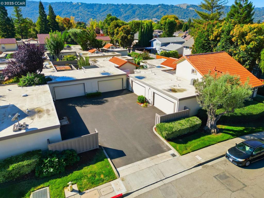 PARK VILLAS - Residential