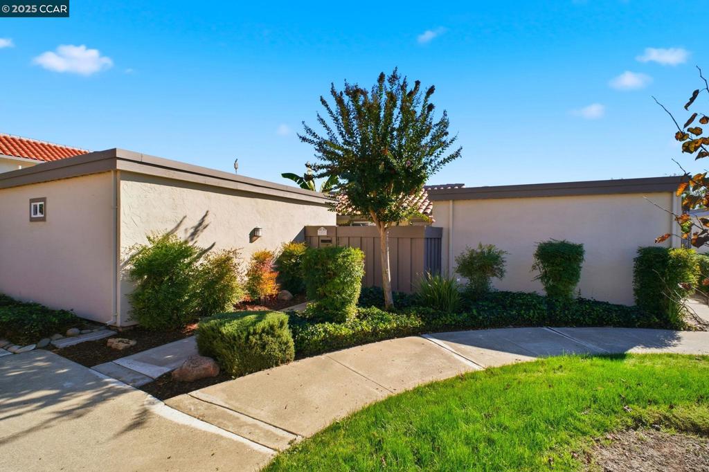 PARK VILLAS - Residential