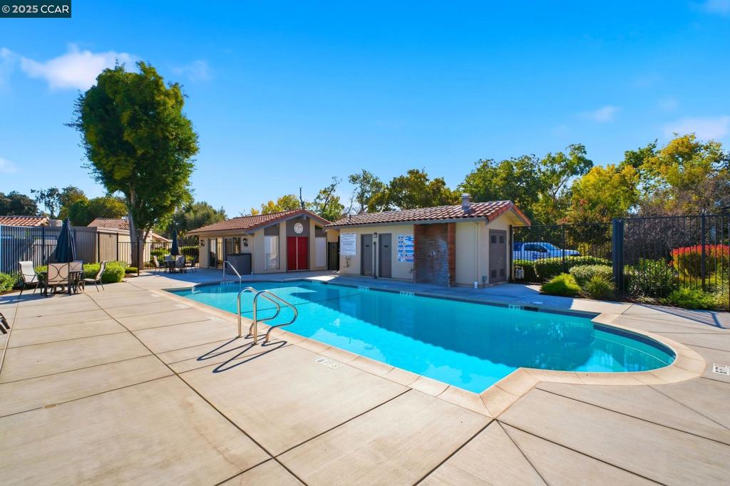 PARK VILLAS - Residential