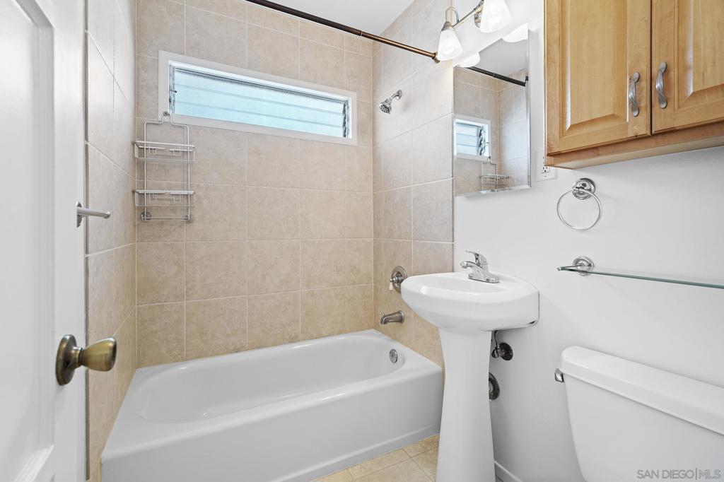 Bay Park - Residential Lease