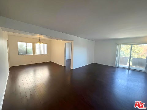 Photo of 1541 N Laurel Avenue #207, Los Angeles, CA 90046 (MLS # 26997913)