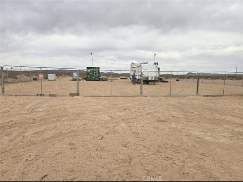 Photo of 0 North Side Road, Lucerne Valley, CA 92356 (MLS # CV25163261) Photo of 0 North Side Road, Lucerne Valley, CA 92356 (MLS # CV25163261)