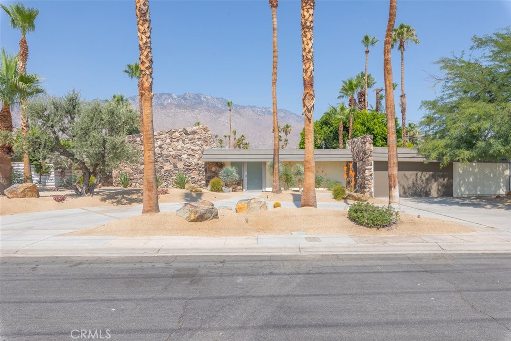 385 N Juanita Drive